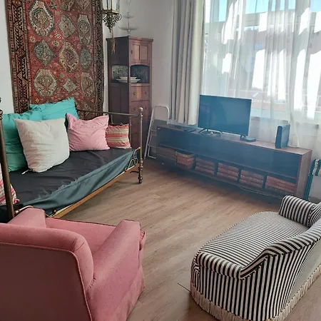 Charming Seaview Terrace